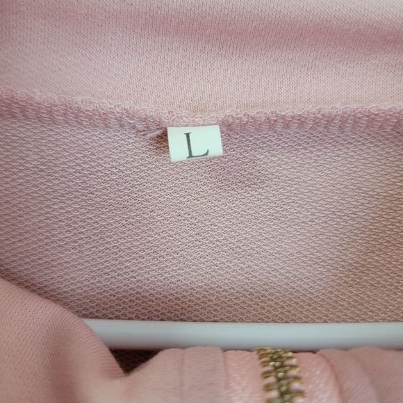 𝅺LIGHT Pink Animal Print "MAMA" Graphic Sweater - Picture 2 of 3